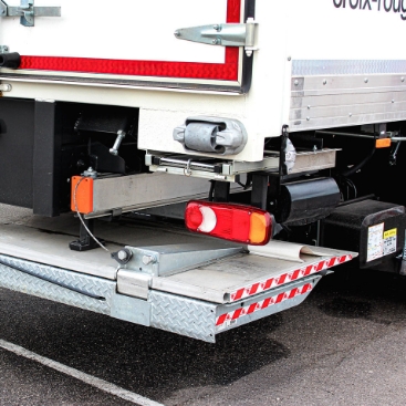 Sponda idraulica per camion