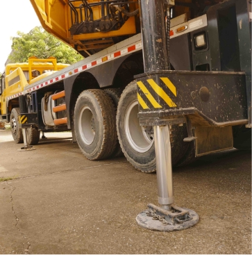 Piattaforma aerea autocarrata con cestello